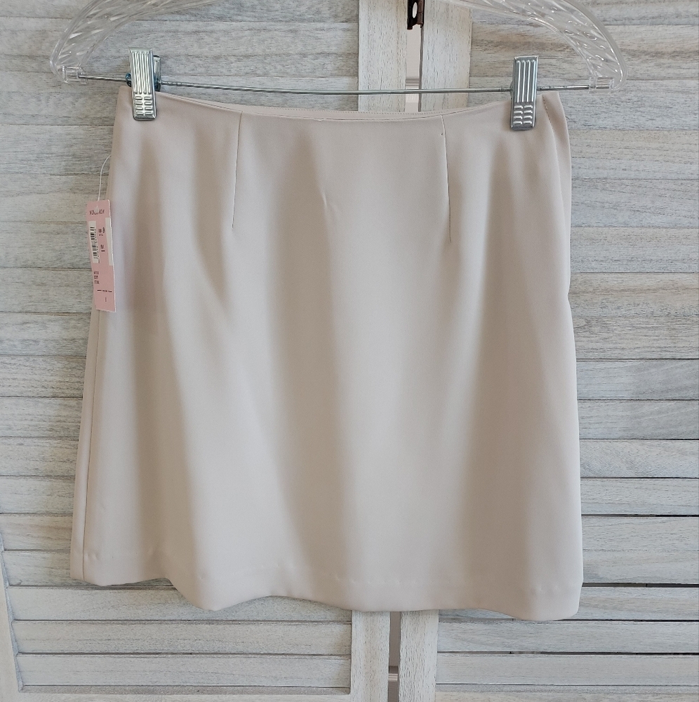 Women's Frenchi Short Skirt Suit With Blazer in Beige Size S - Picture 7 of 11
